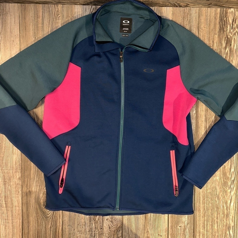 NEW Oakley Performance Fit Color Block Jacket